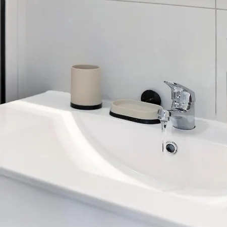 Apartment Holiday Center T0v Funchal (Madeira)